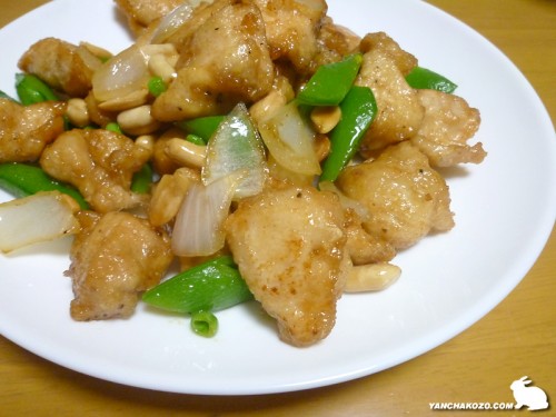鶏肉とピーナッツのオイスターソース炒め